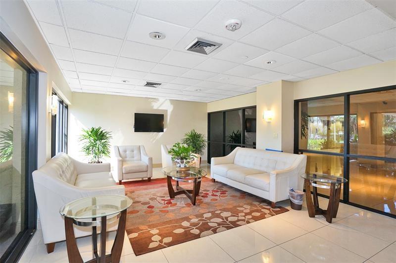 SUMMIT - Residential