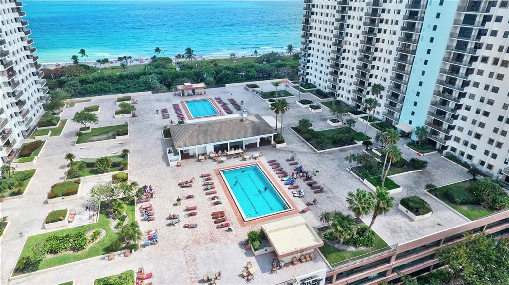 SUMMIT - Residential