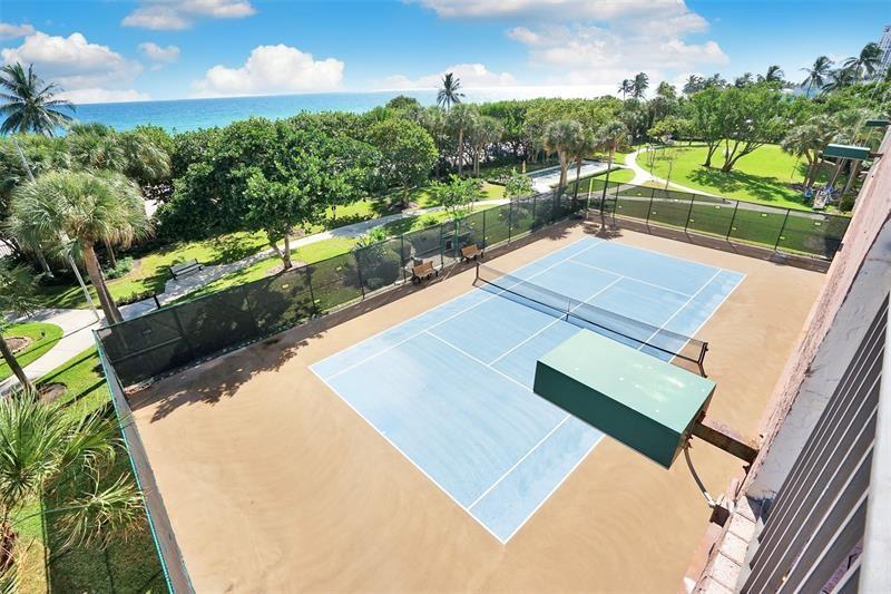 SUMMIT - Residential