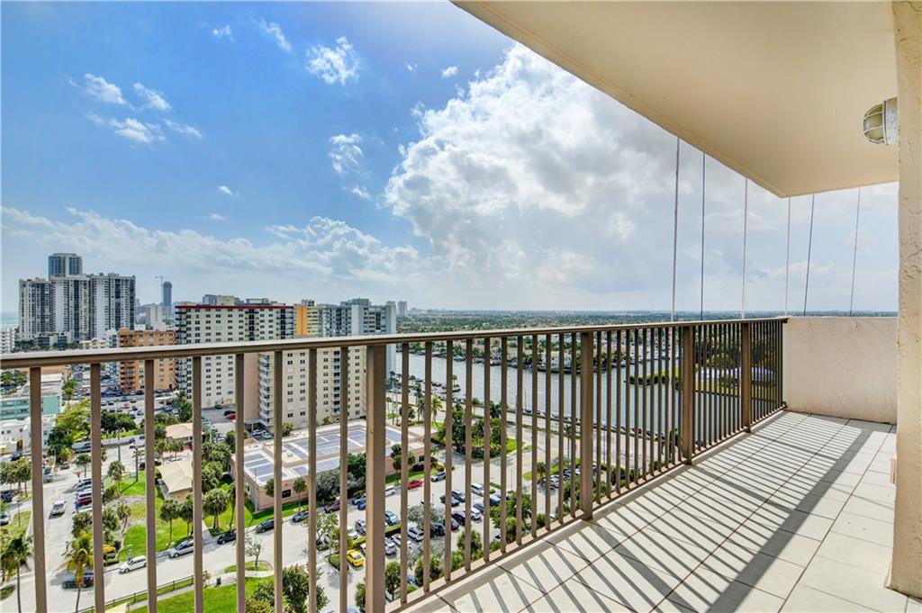 SUMMIT - Residential