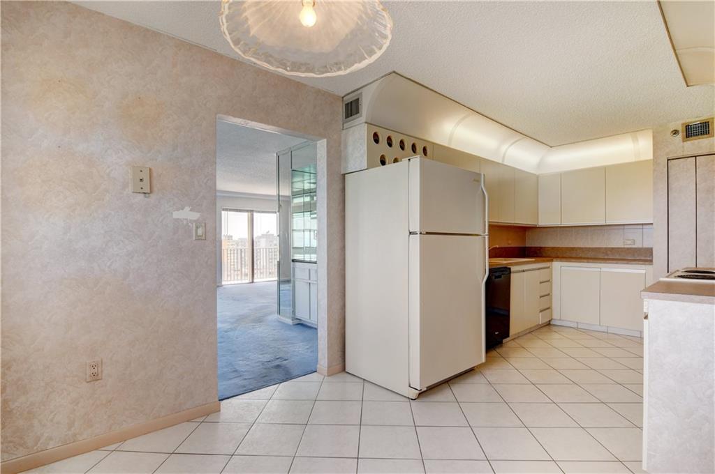 SUMMIT - Residential