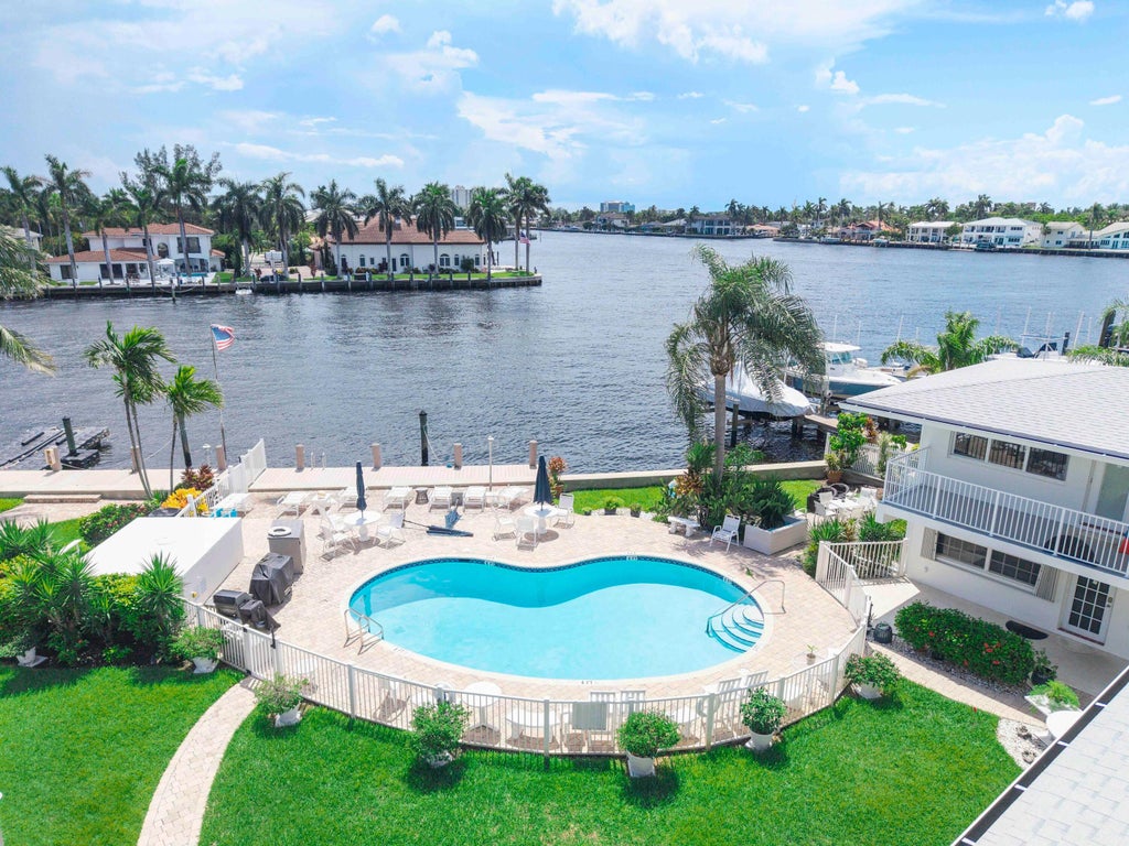 Photo of 3216 SE 12th Street #10, Pompano Beach, FL 33062 (MLS # B26075638)
