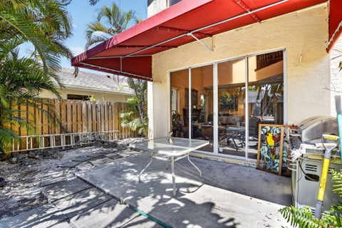 Tiny photo for 1447 SW 6th Avenue, Fort Lauderdale, FL 33315 (MLS # B26048798)