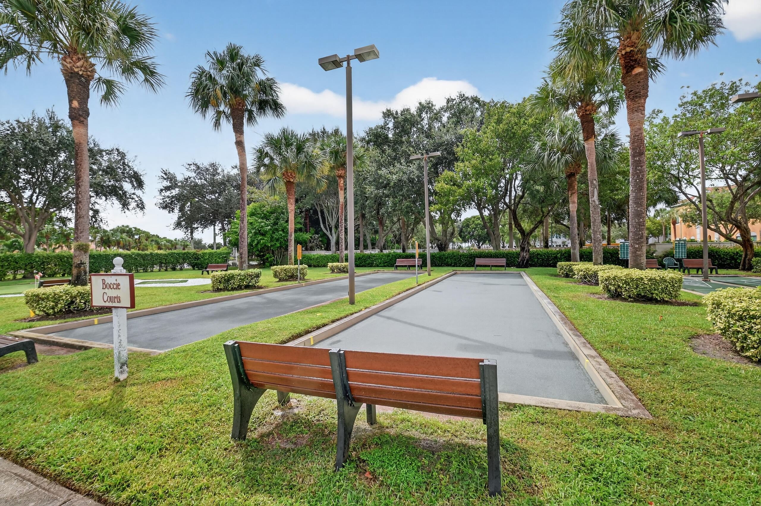 FLORAL LAKES PH 3 AND 4 - Residential