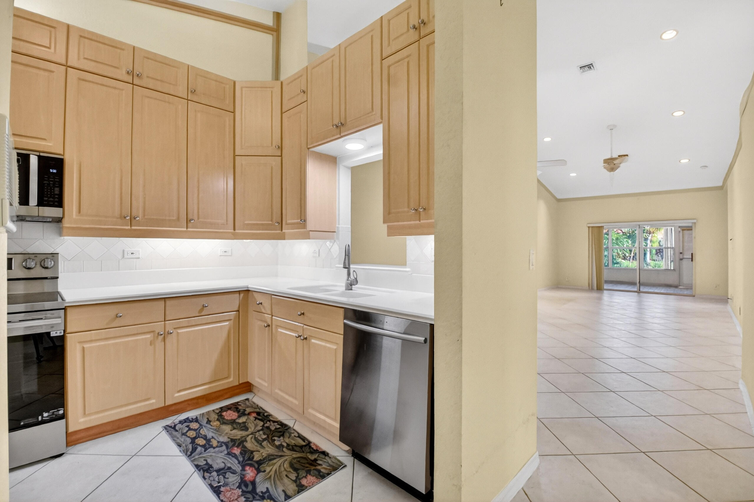 FLORAL LAKES PH 3 AND 4 - Residential