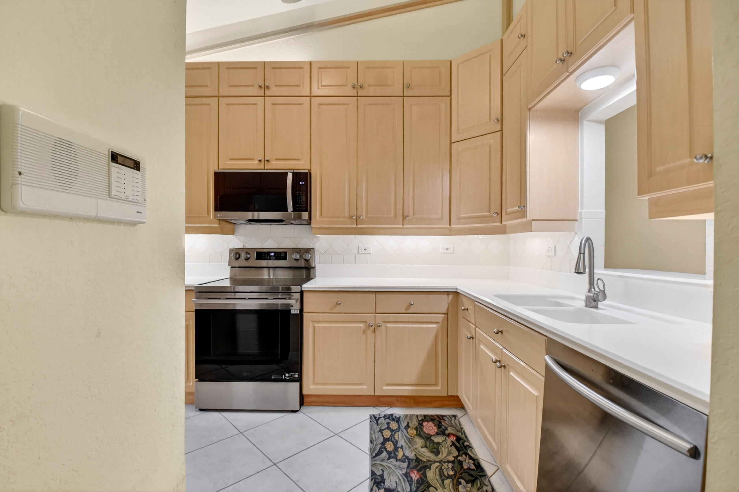 FLORAL LAKES PH 3 AND 4 - Residential