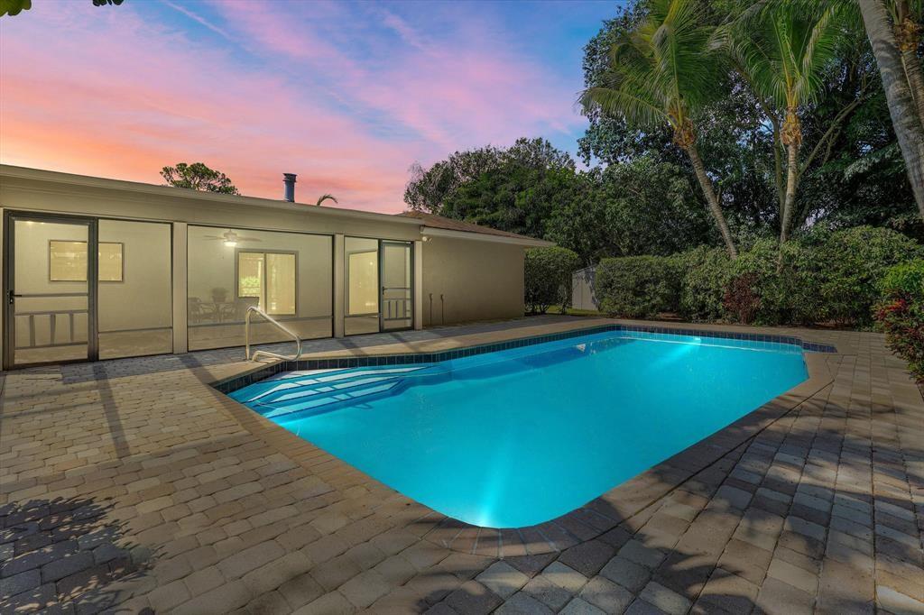 SANDPIPER BAY - Residential