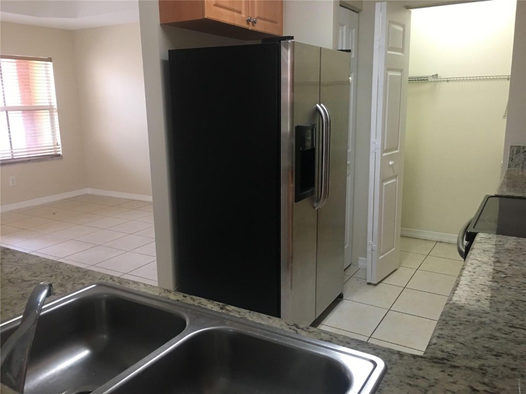 pembroke cay - Residential