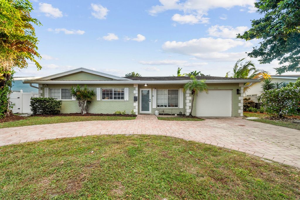 Photo of 3136 NW 69th Court, Fort Lauderdale, FL 33309 (MLS # B26002751)