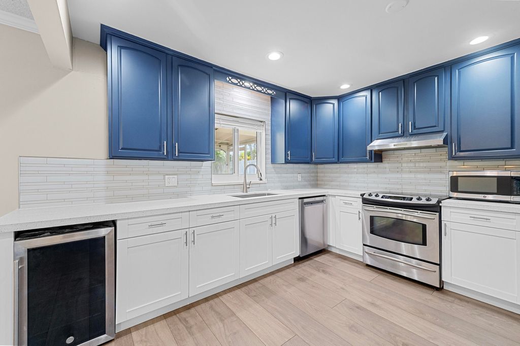 Photo of 3136 NW 69th Court, Fort Lauderdale, FL 33309 (MLS # B26002751)