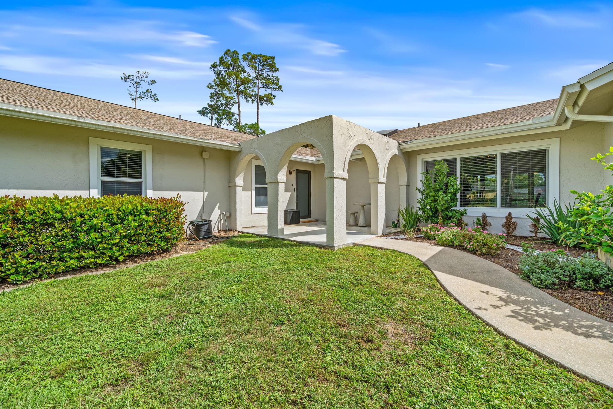 PINEWOOD EAST 2 OF WELLIN - Residential Lease