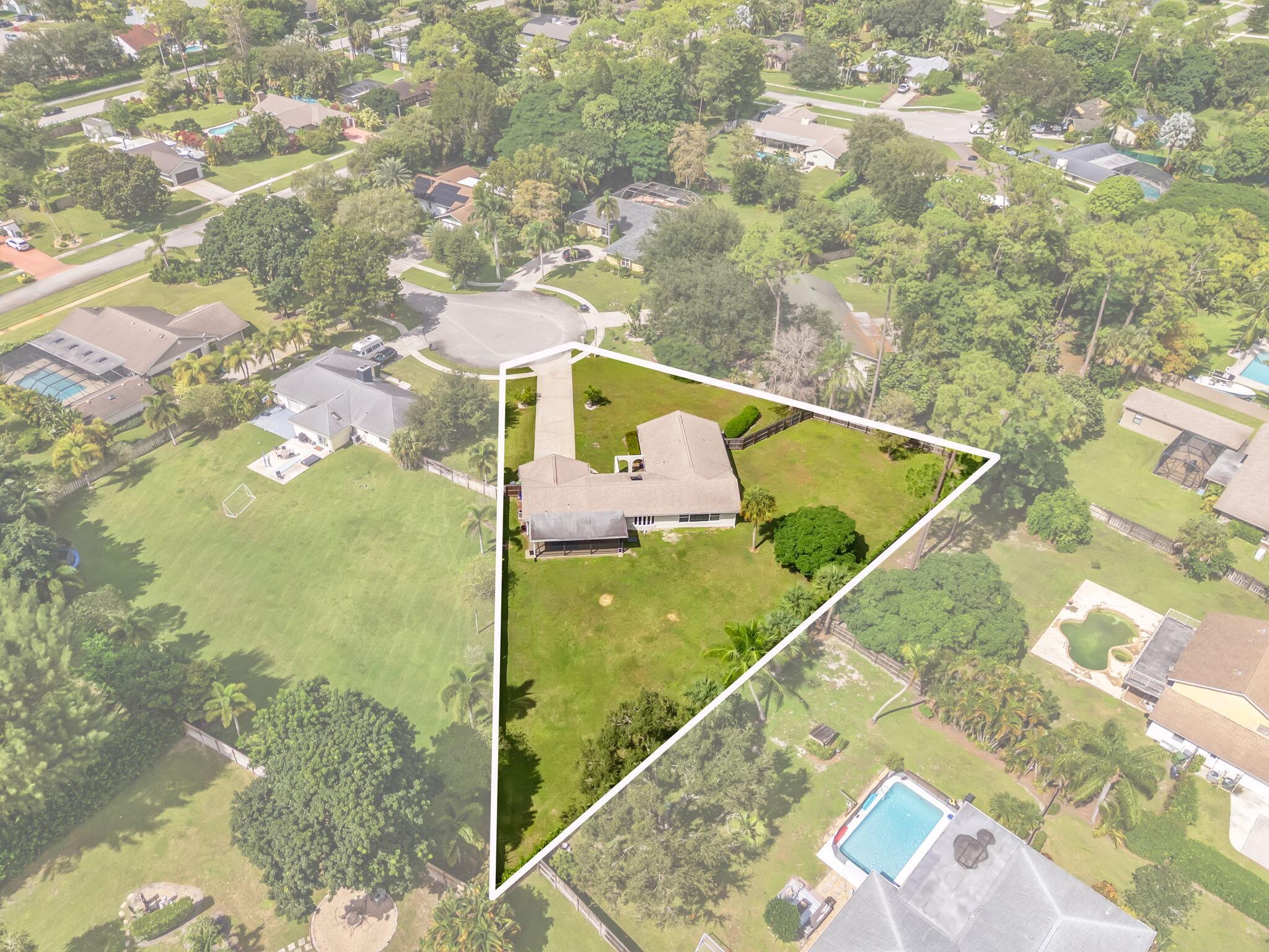 PINEWOOD EAST 2 OF WELLIN - Residential Lease