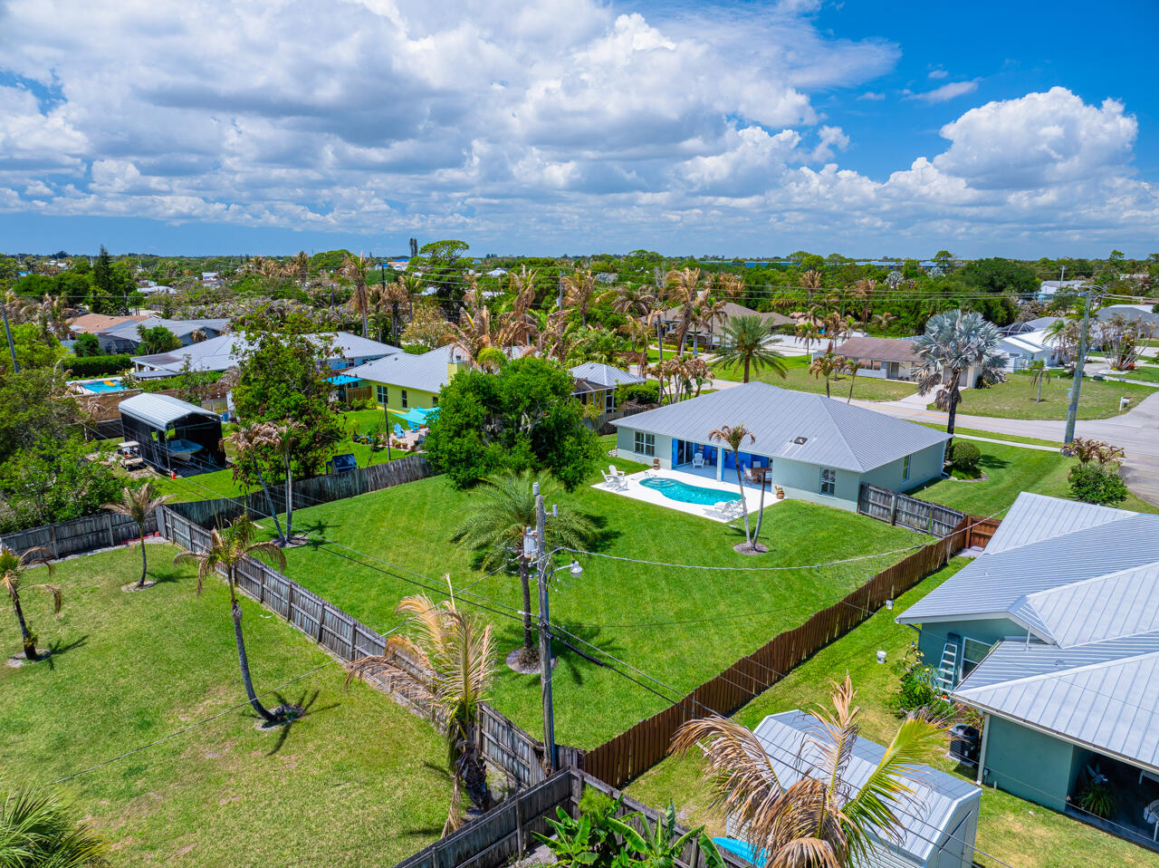 DECKERS - Residential