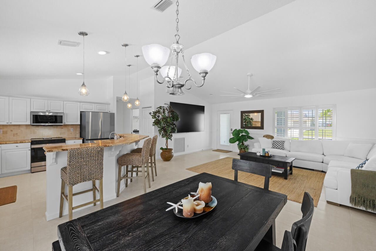 DECKERS - Residential