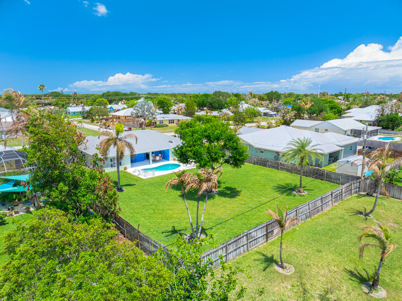 DECKERS - Residential