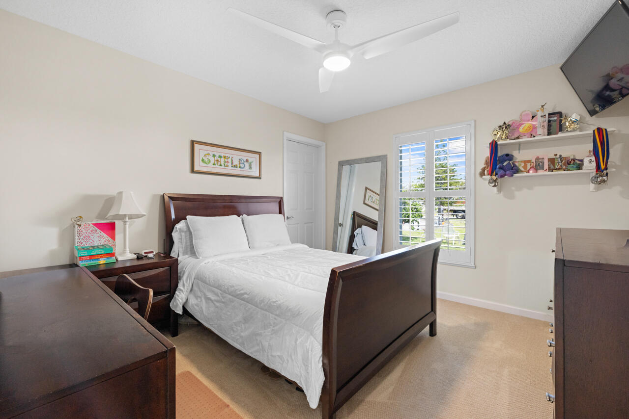 DECKERS - Residential