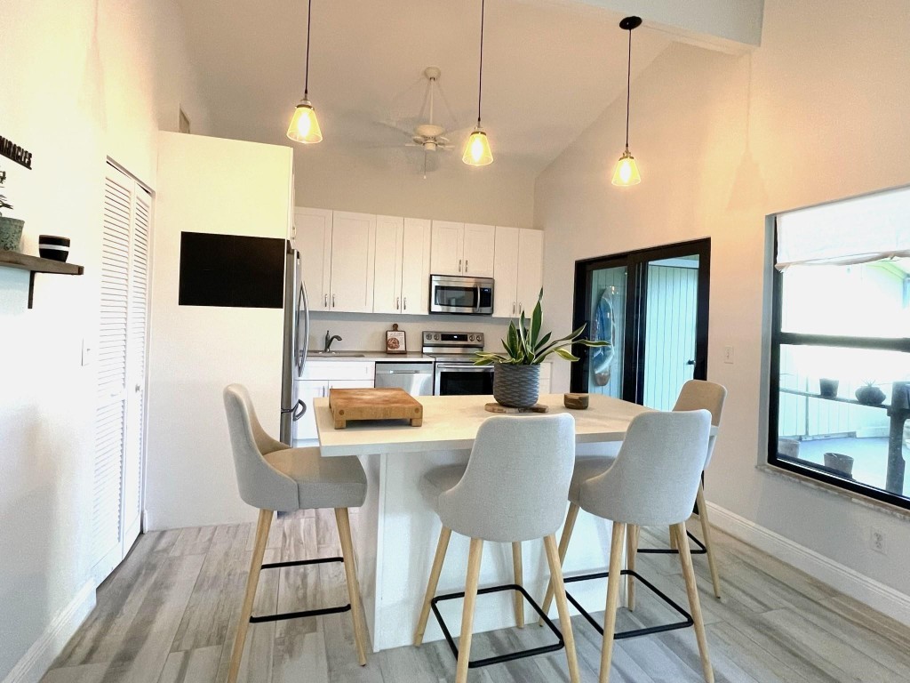 LAKESIDE GREEN 2 - Residential