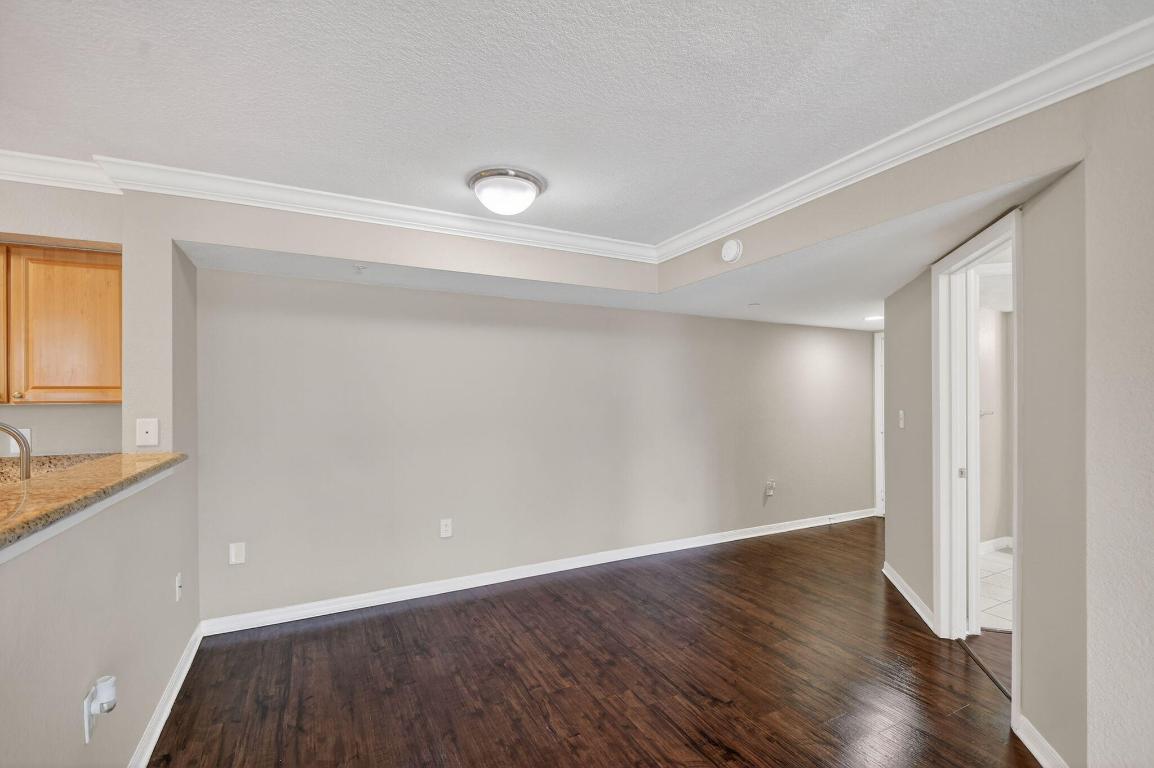 15155 Michelangelo Boulevard 205