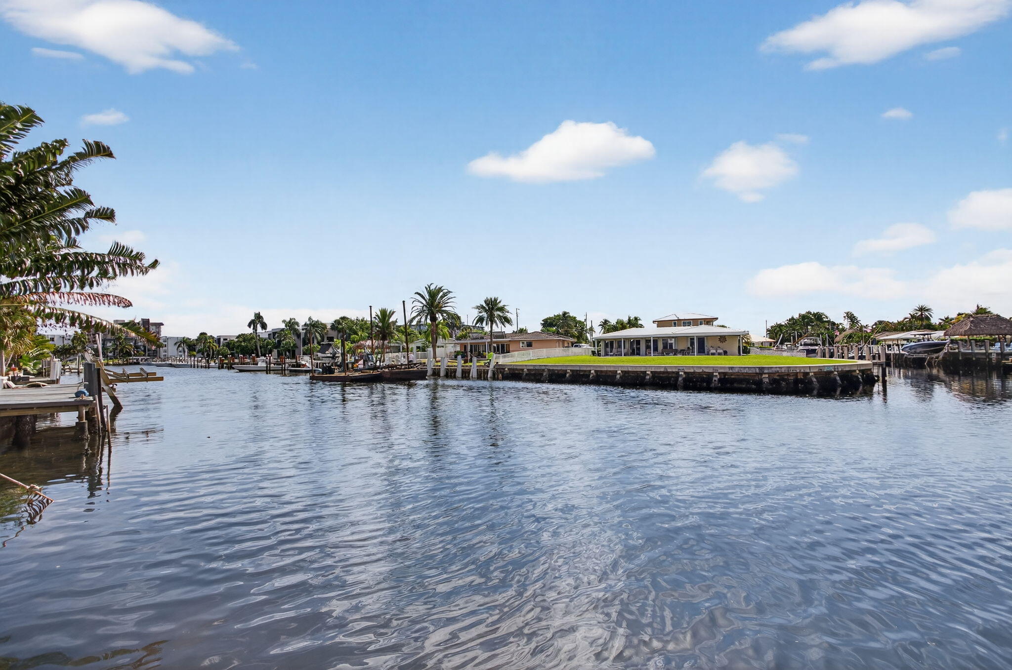 SNUG HARBOR SEC ONE - Residential