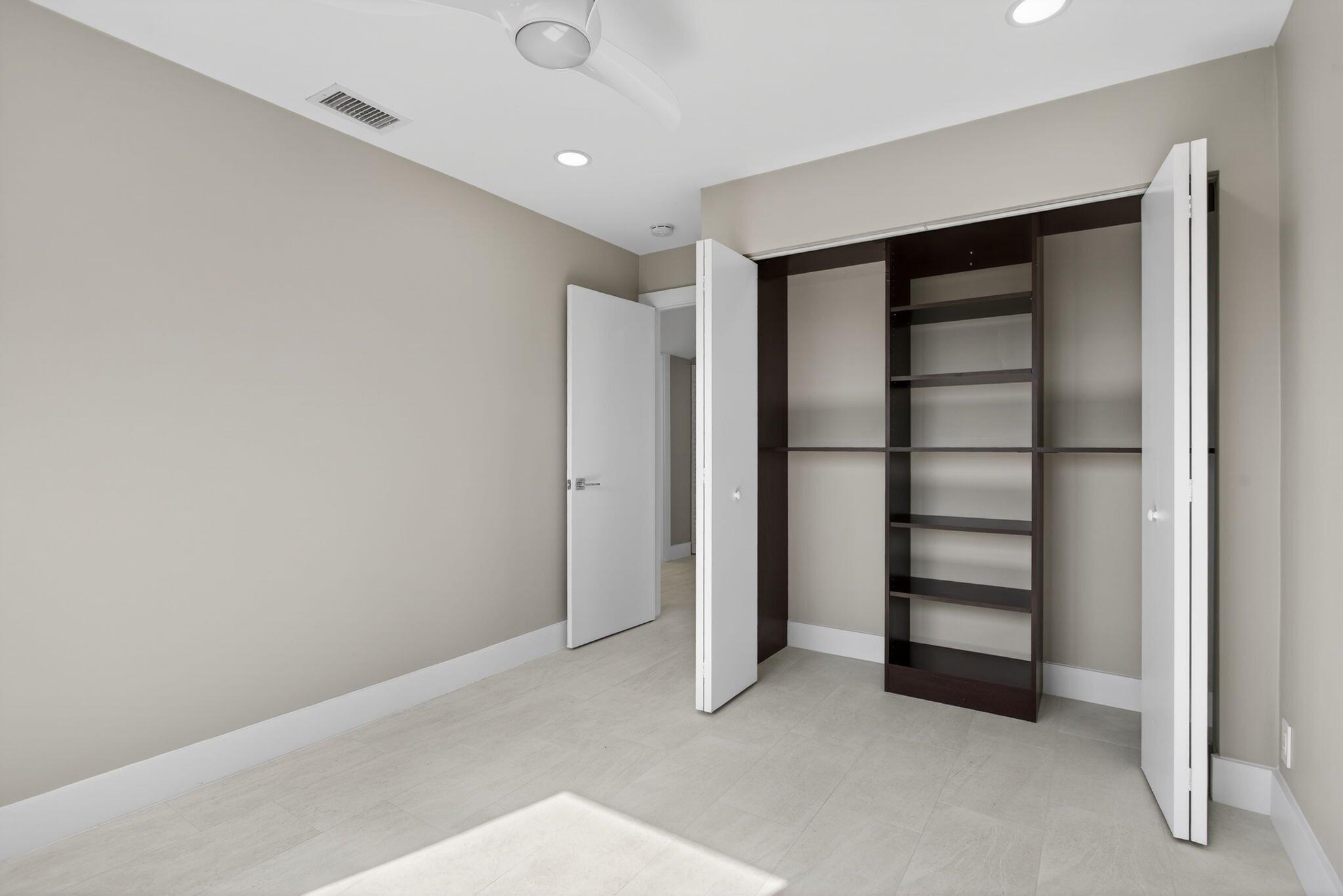 SNUG HARBOR SEC ONE - Residential