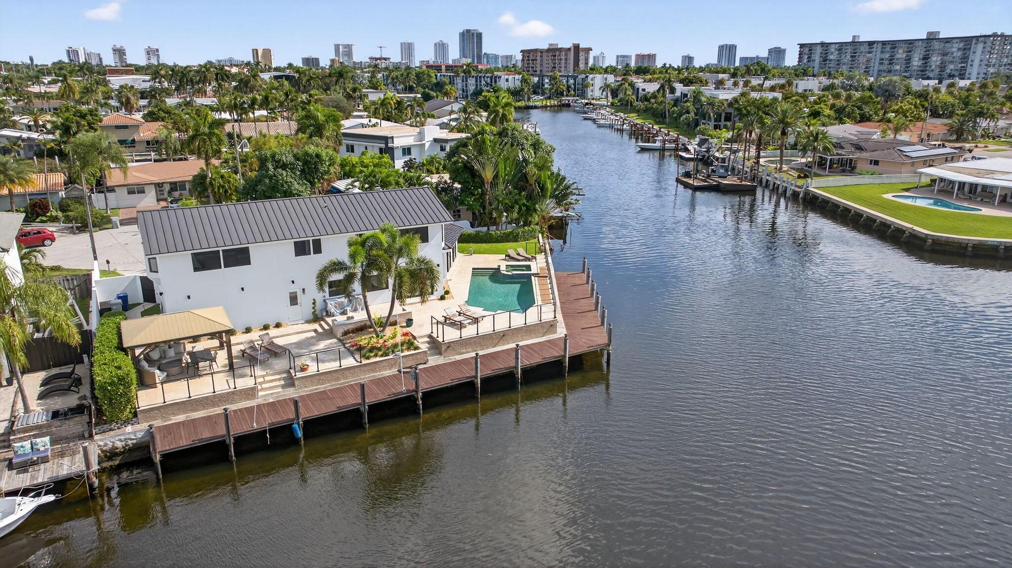 SNUG HARBOR SEC ONE - Residential