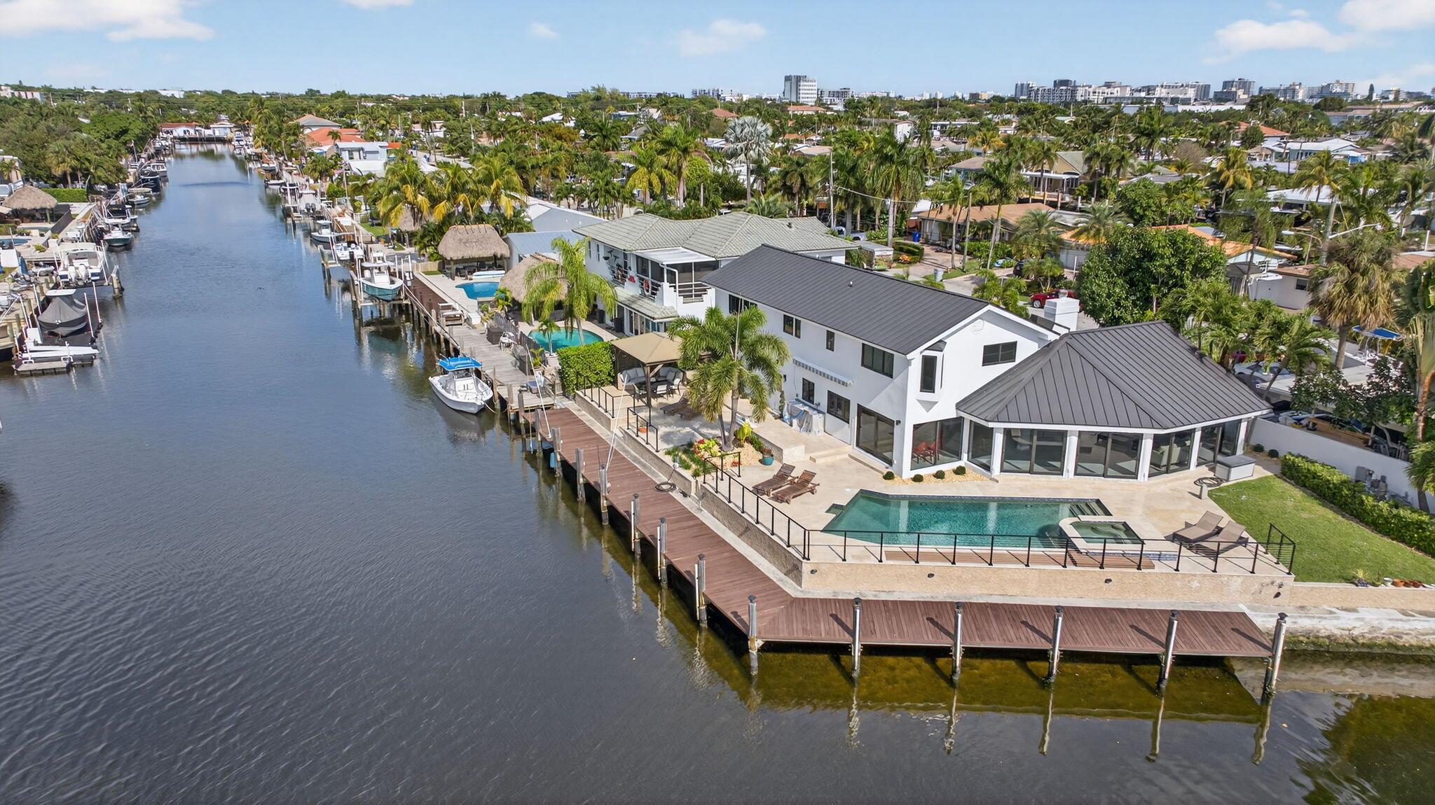 SNUG HARBOR SEC ONE - Residential