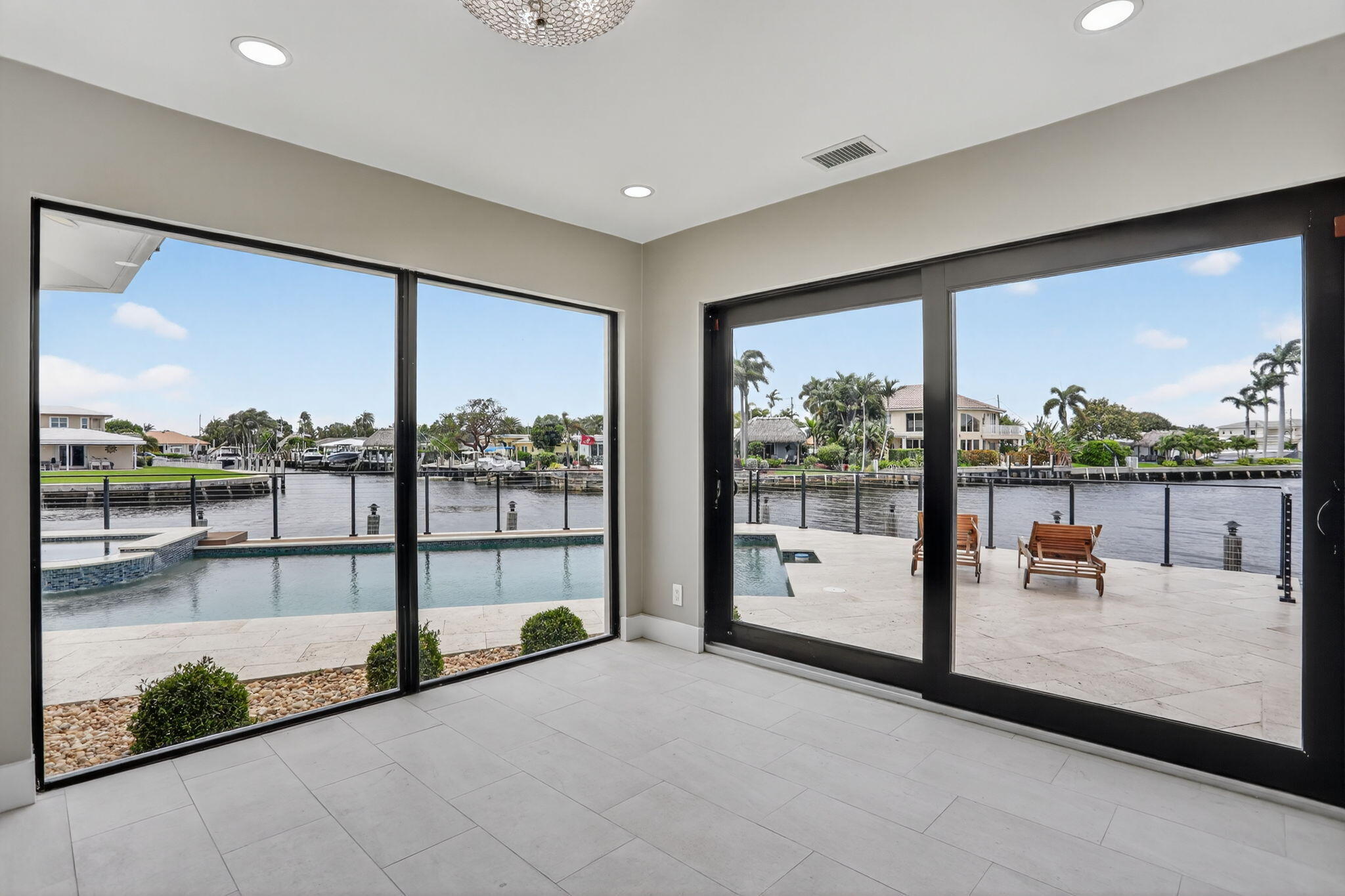 SNUG HARBOR SEC ONE - Residential