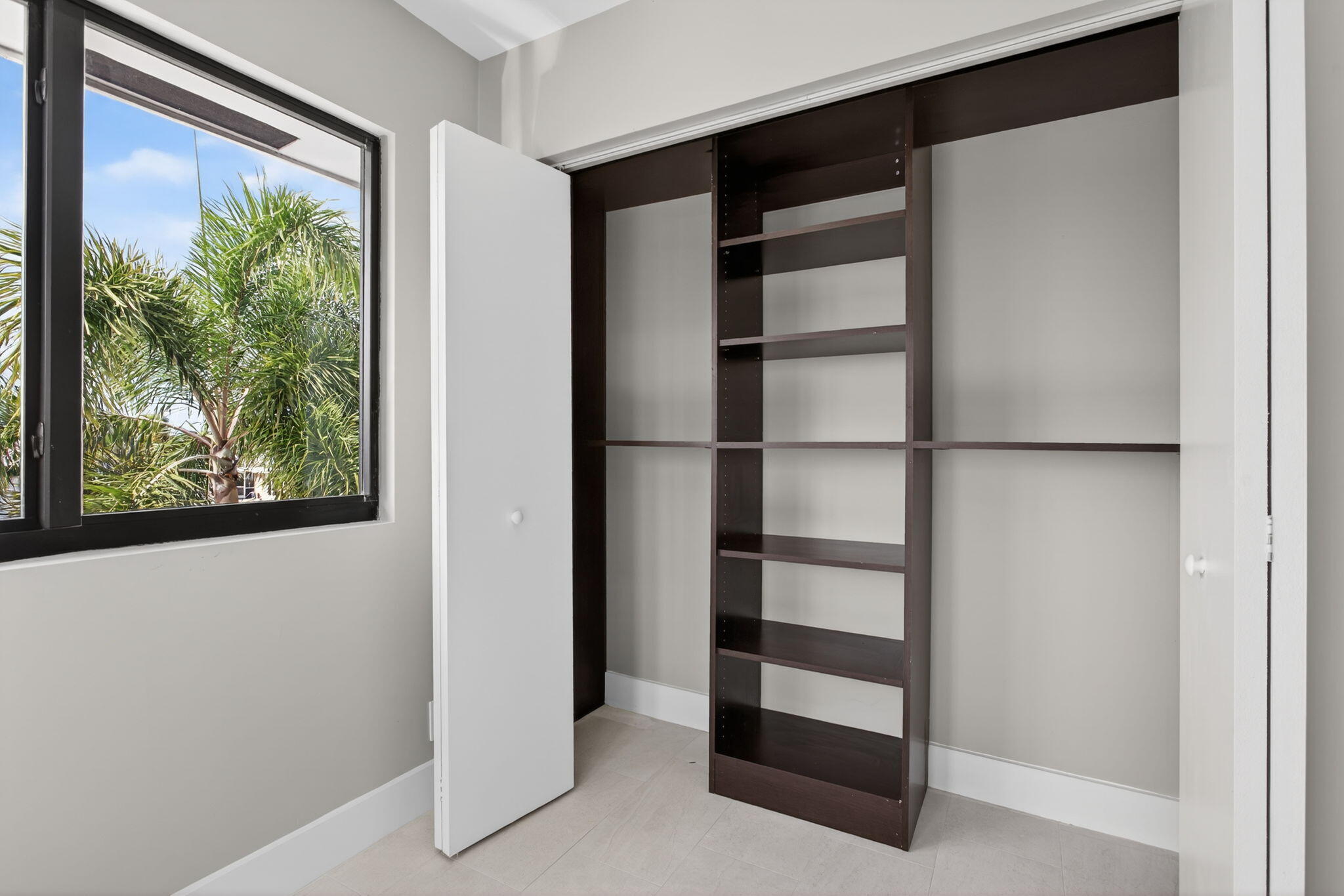 SNUG HARBOR SEC ONE - Residential