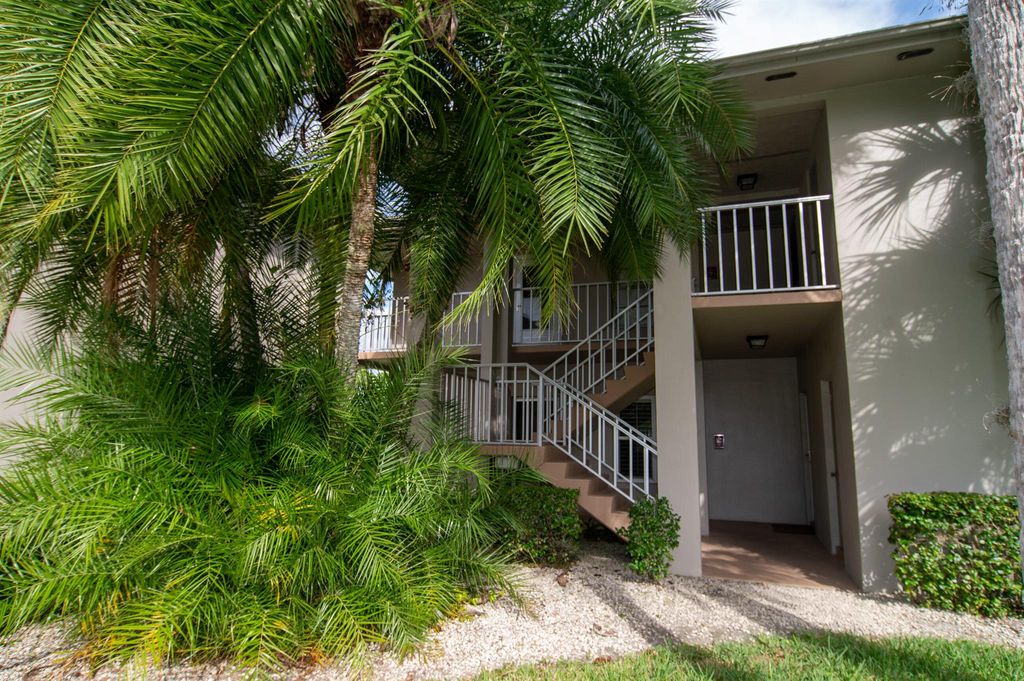 Photo of 7 Lake Vista Trail #102, Port Saint Lucie, FL 34952 (MLS # R10933393)