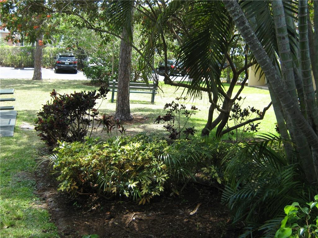 VILLAGE PARK - Residential Lease