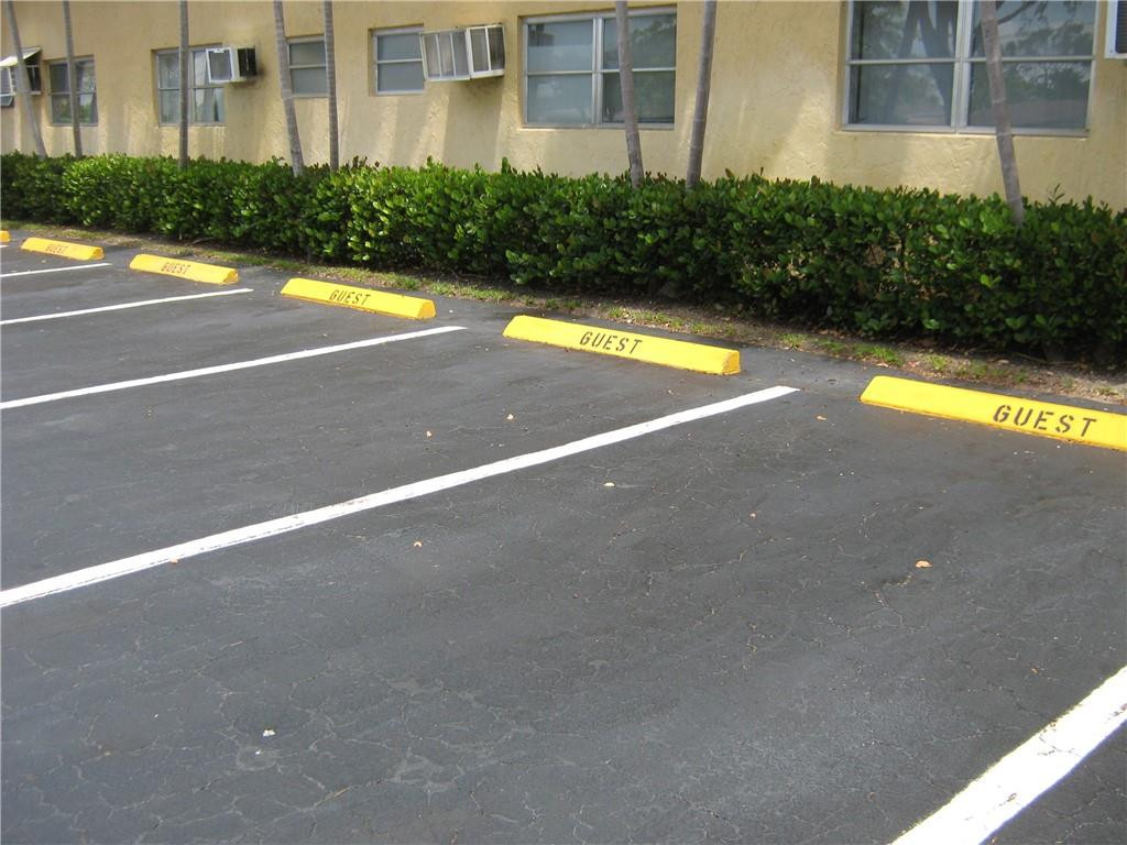 VILLAGE PARK - Residential Lease