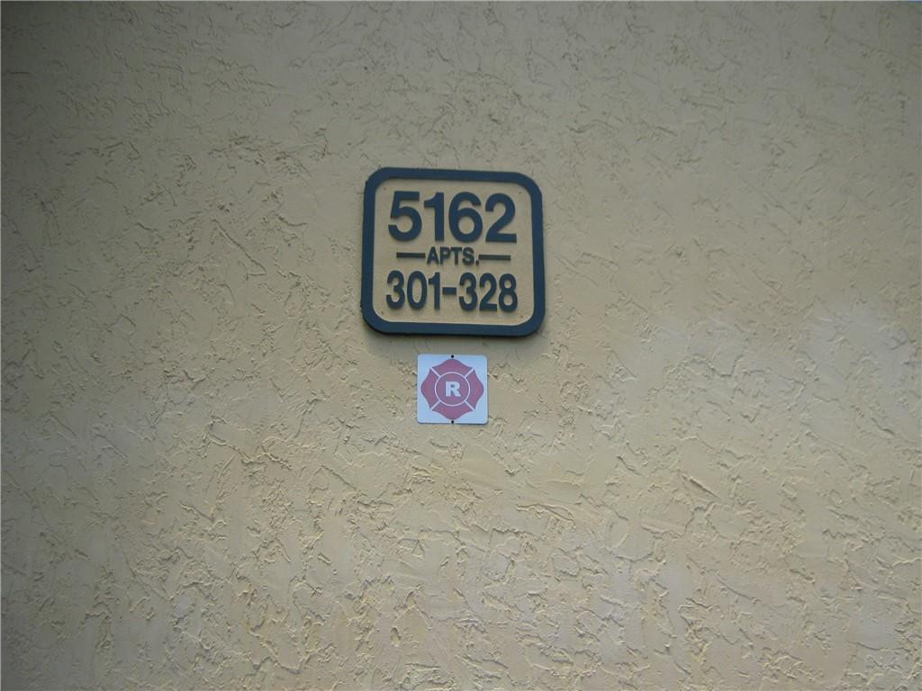 VILLAGE PARK - Residential Lease