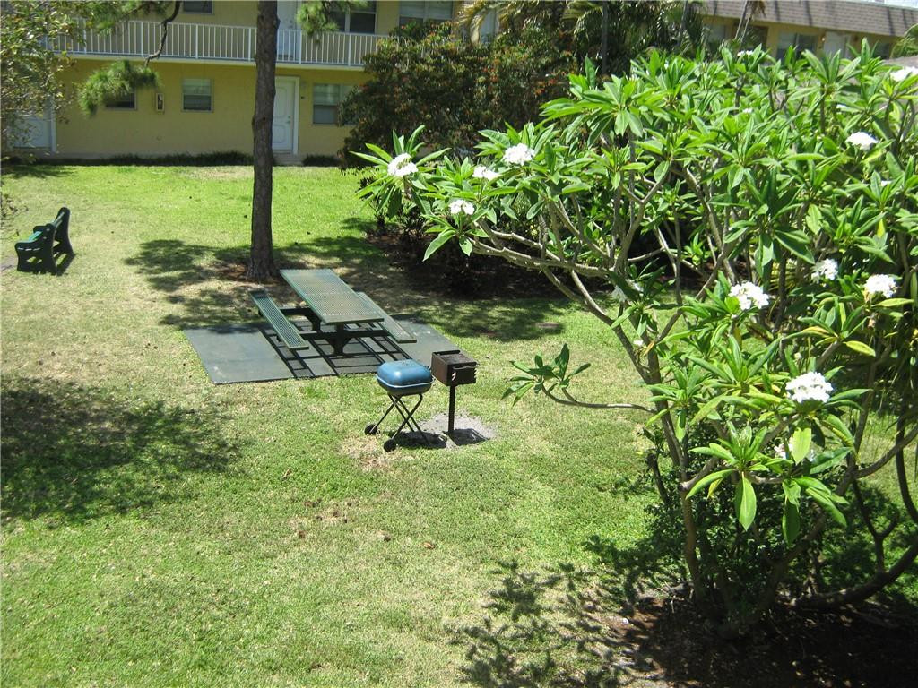 VILLAGE PARK - Residential Lease