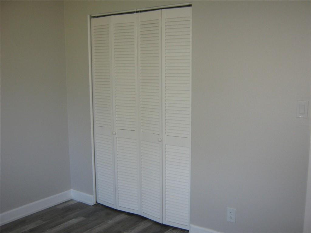 VILLAGE PARK - Residential Lease