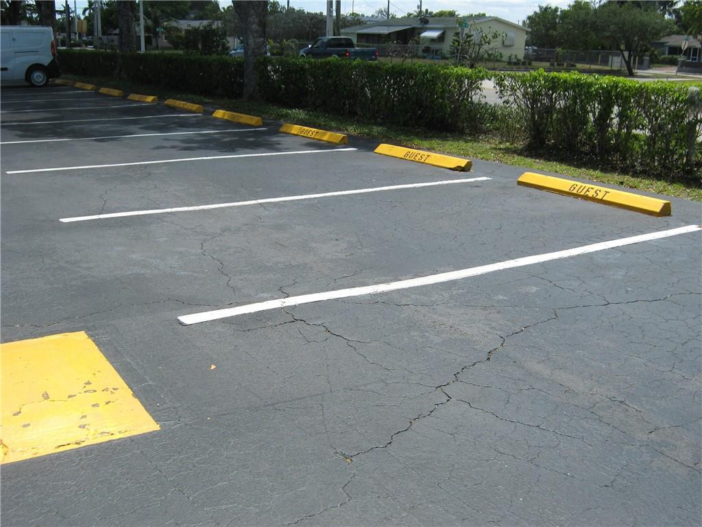 VILLAGE PARK - Residential Lease