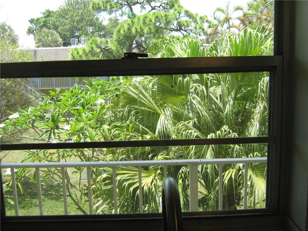 VILLAGE PARK - Residential Lease