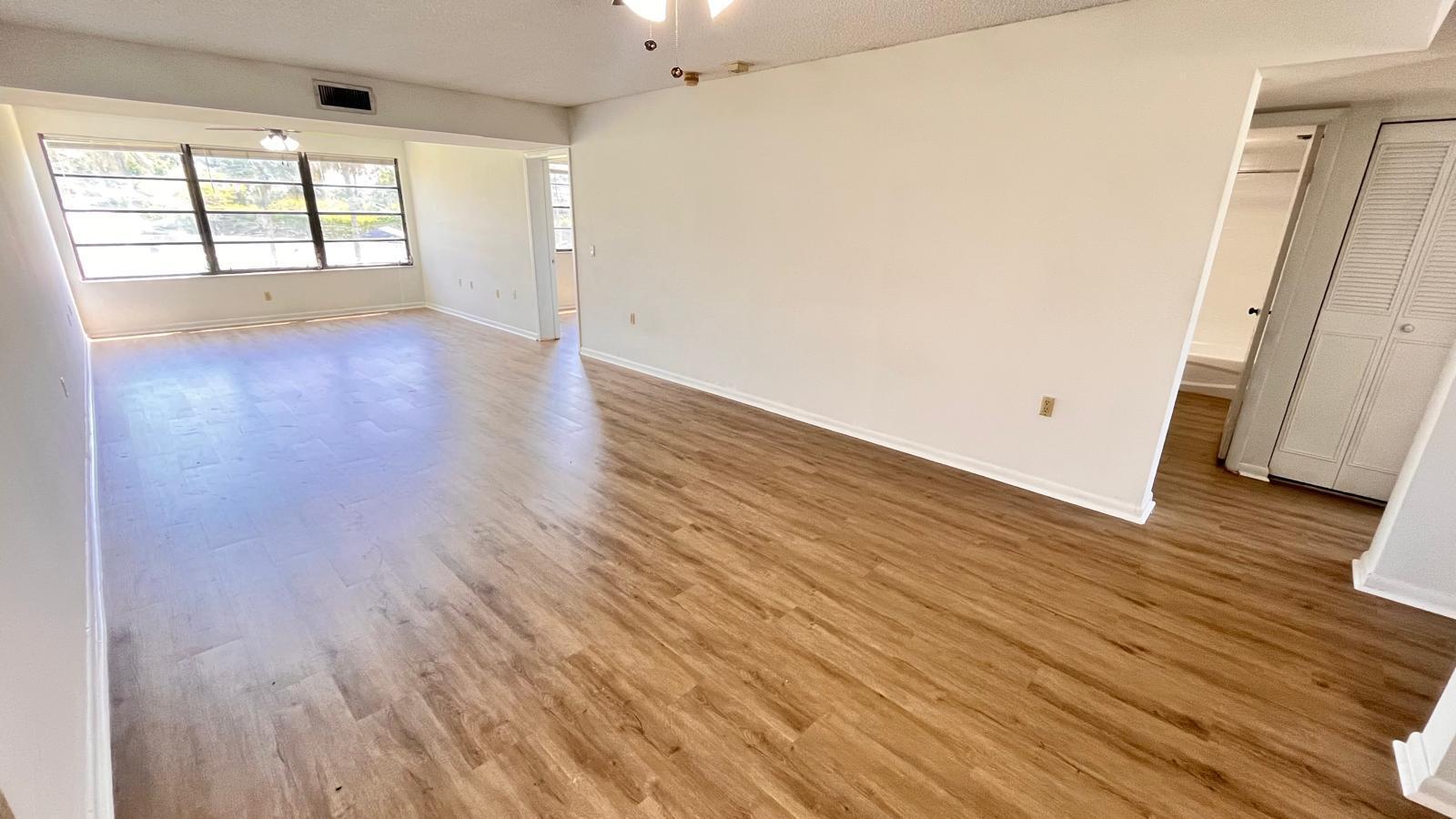 Conds 1 Thur 20 Of Whitehall Vlg Of Palm Beac - Residential Lease