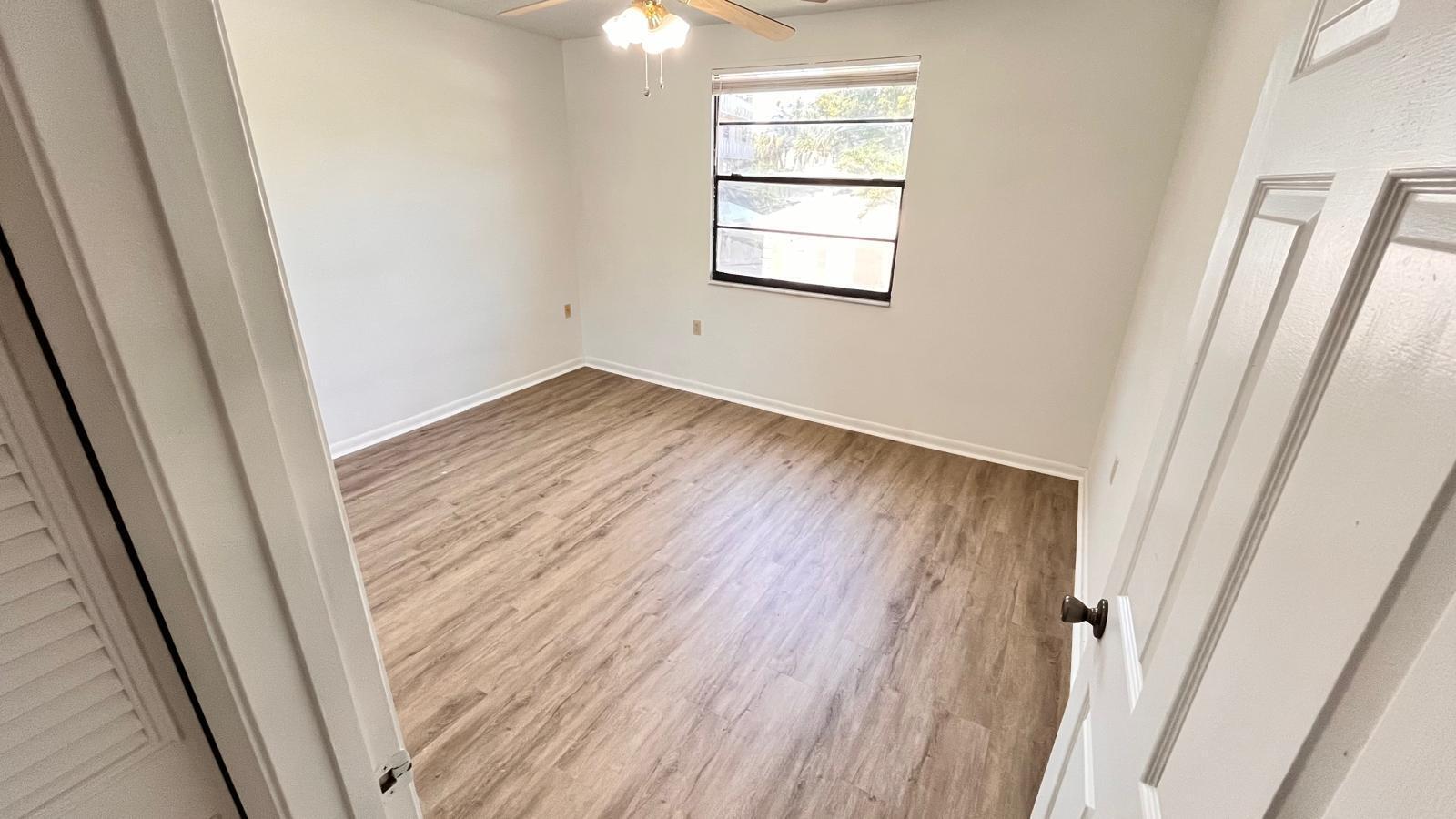 Conds 1 Thur 20 Of Whitehall Vlg Of Palm Beac - Residential Lease