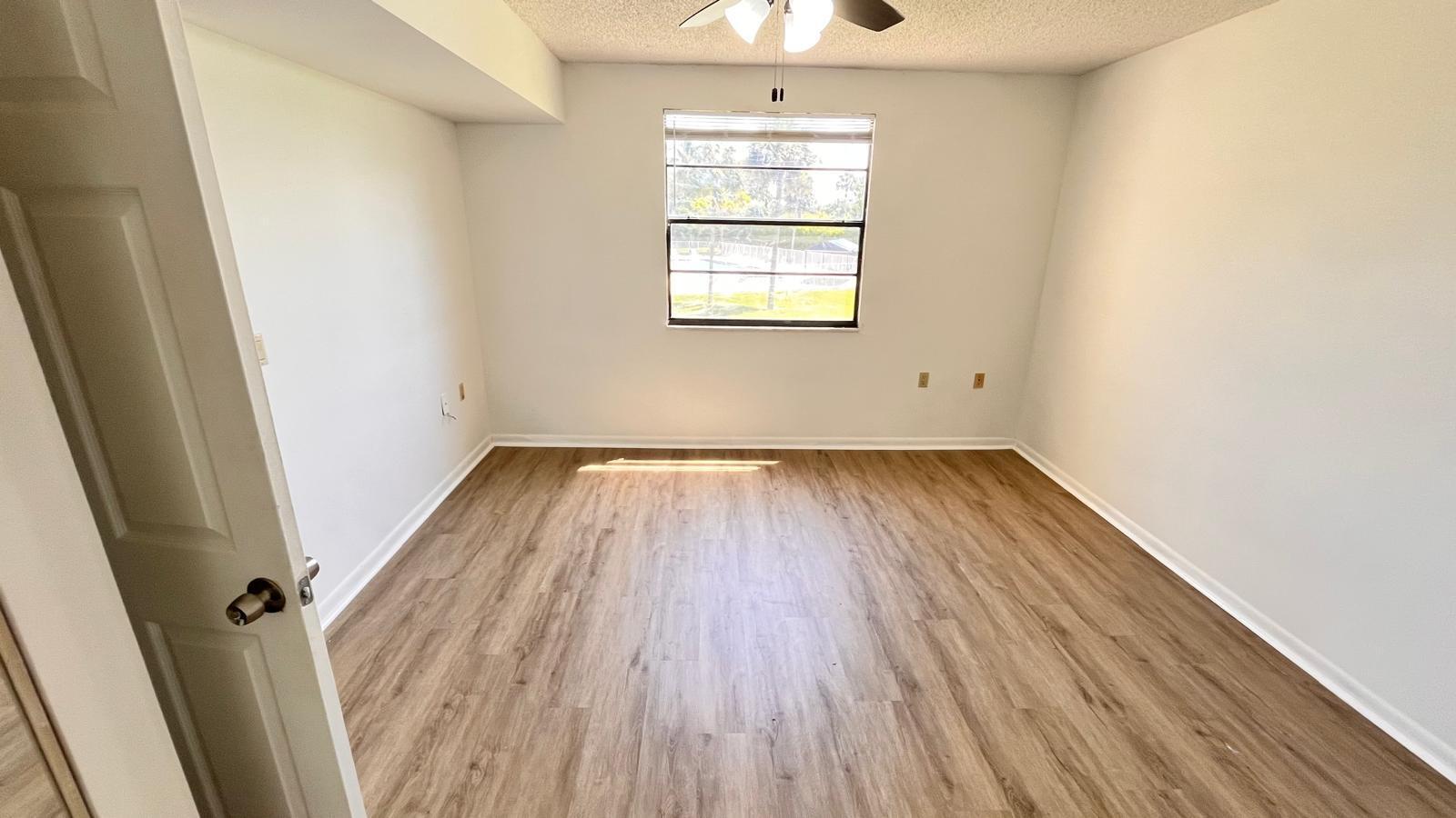 Conds 1 Thur 20 Of Whitehall Vlg Of Palm Beac - Residential Lease
