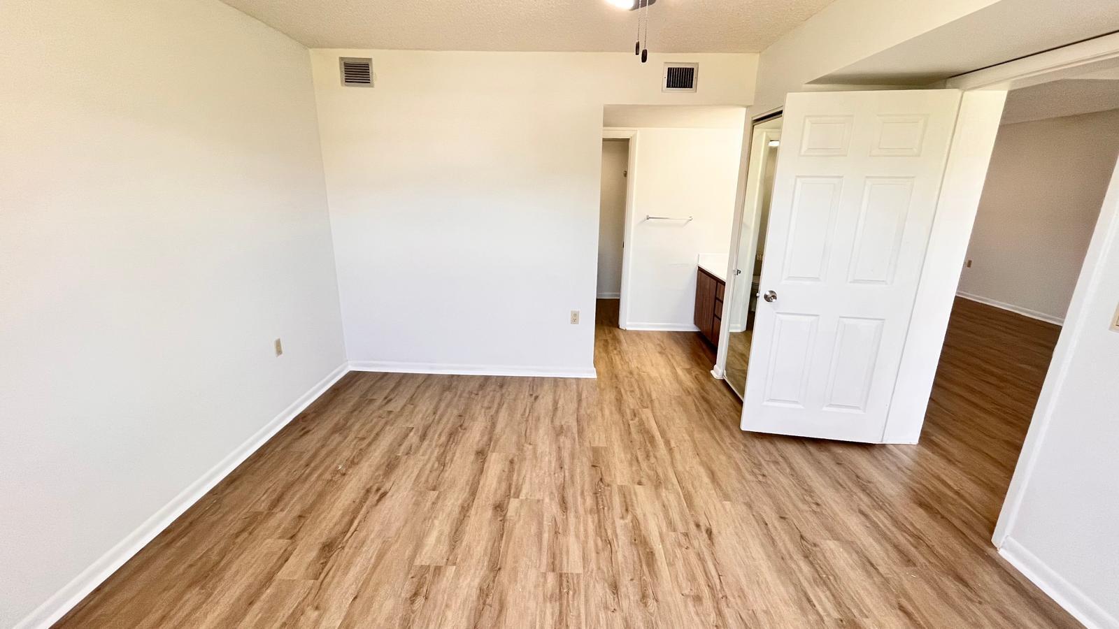 Conds 1 Thur 20 Of Whitehall Vlg Of Palm Beac - Residential Lease