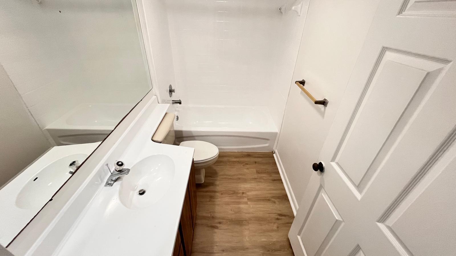 Conds 1 Thur 20 Of Whitehall Vlg Of Palm Beac - Residential Lease