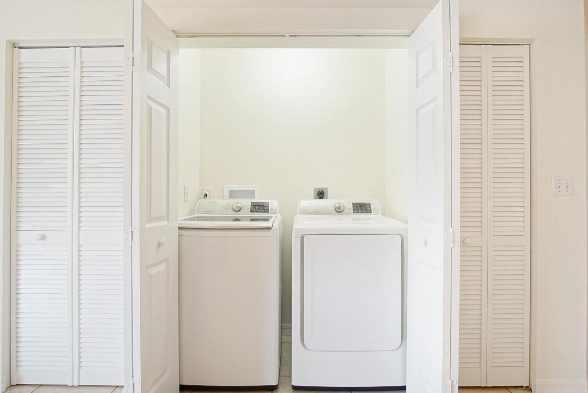 PORT ST LUCIE SECTION 25 - Residential