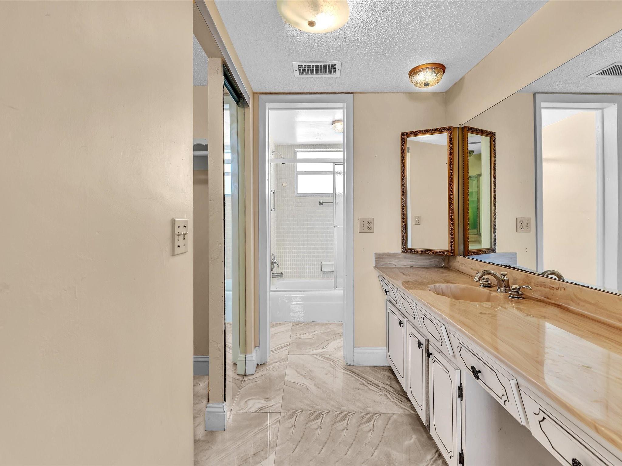 Topaz South Condo - Residential