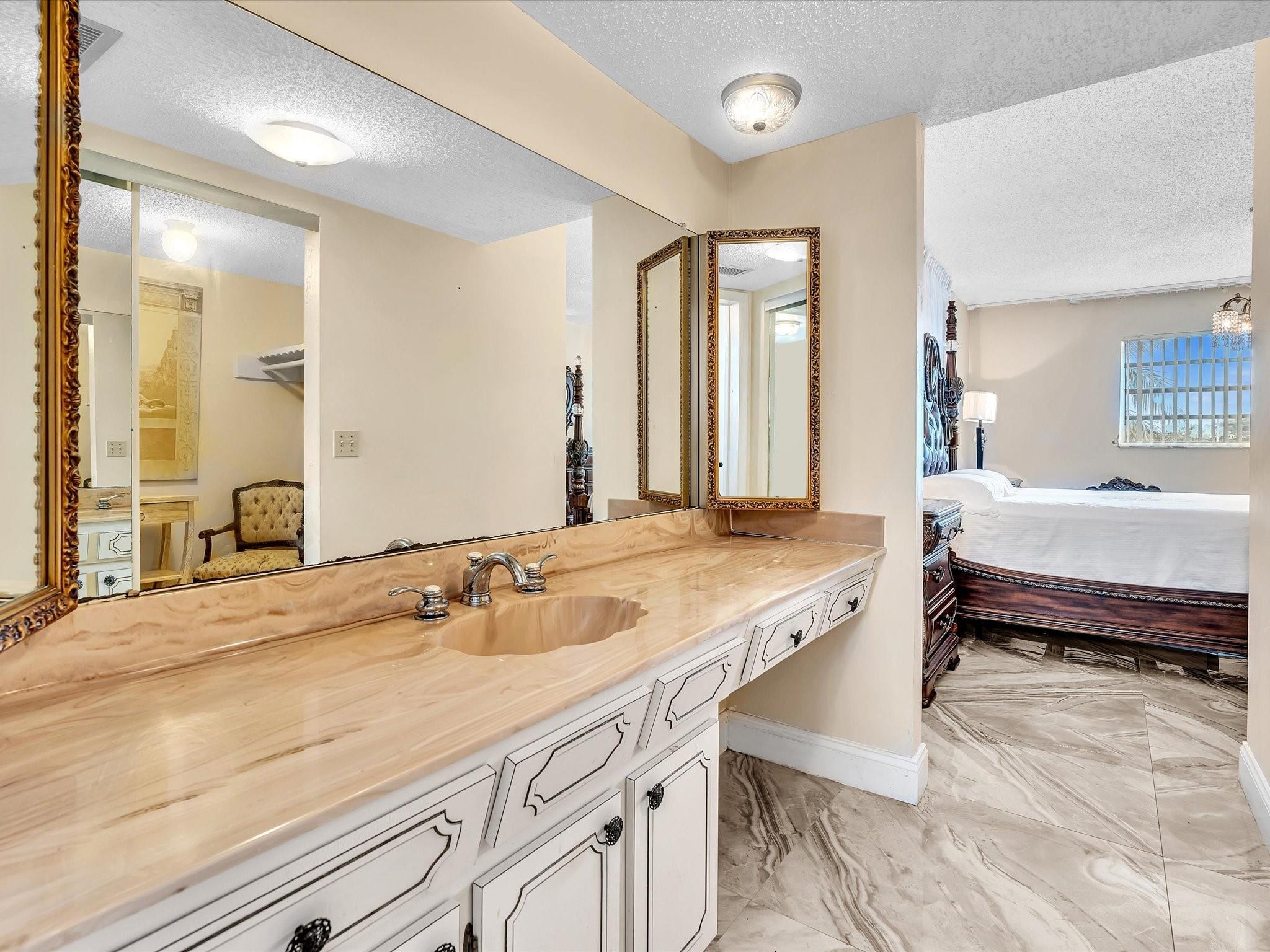 Topaz South Condo - Residential