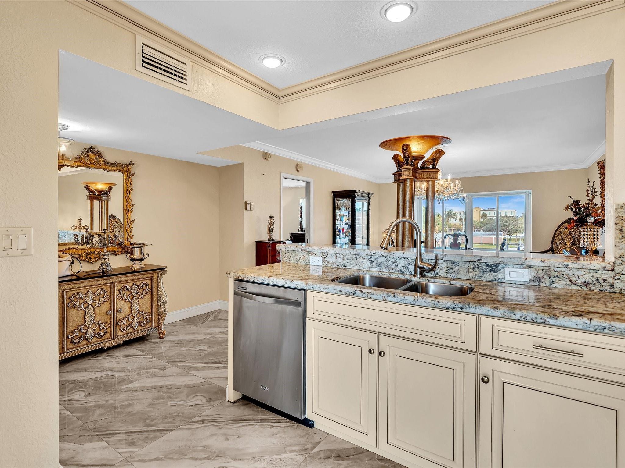 Topaz South Condo - Residential