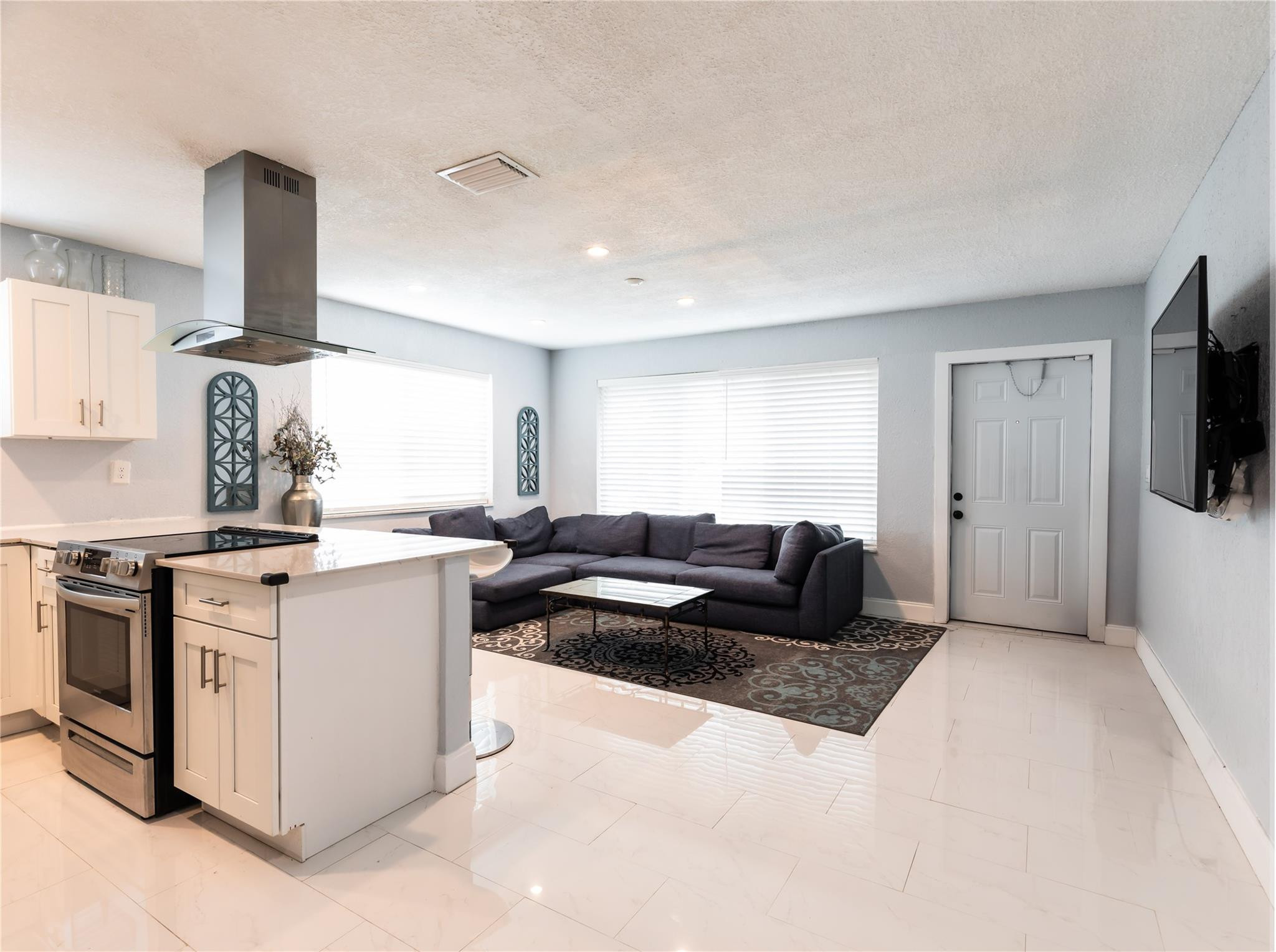 4103 NW 78th Terrace