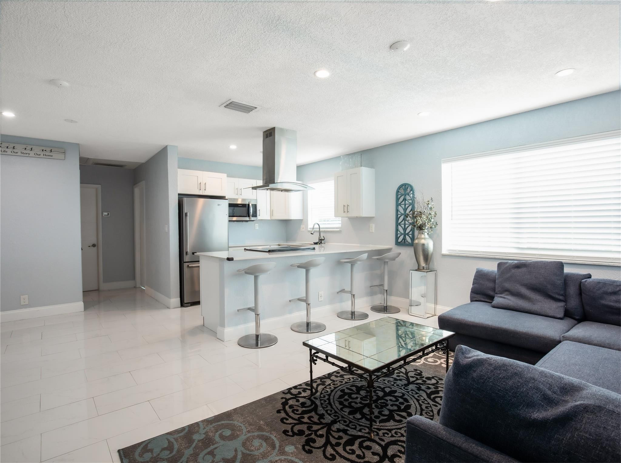 4103 NW 78th Terrace