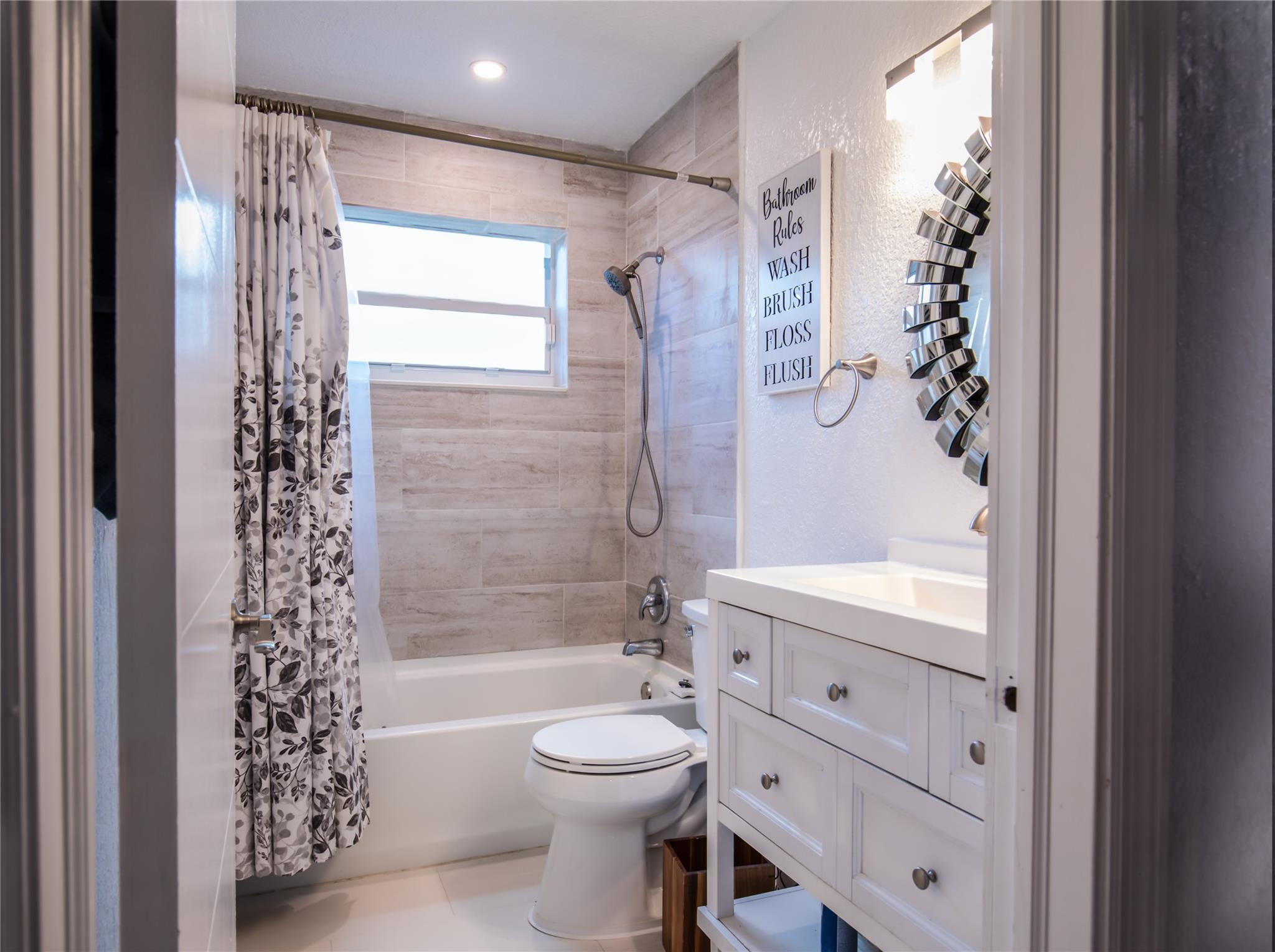 Coral Spgs Sub 1 59-30 B - Residential Income