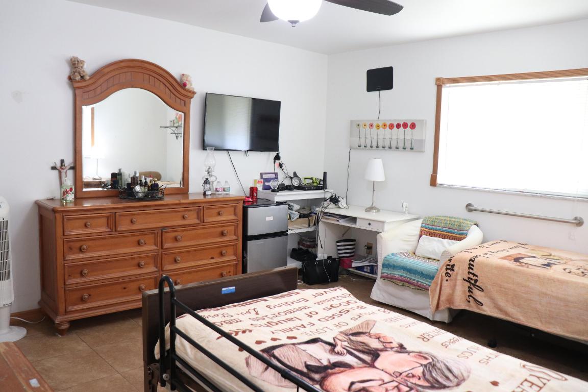 PARADISE GARDENS SEC 4 - Residential