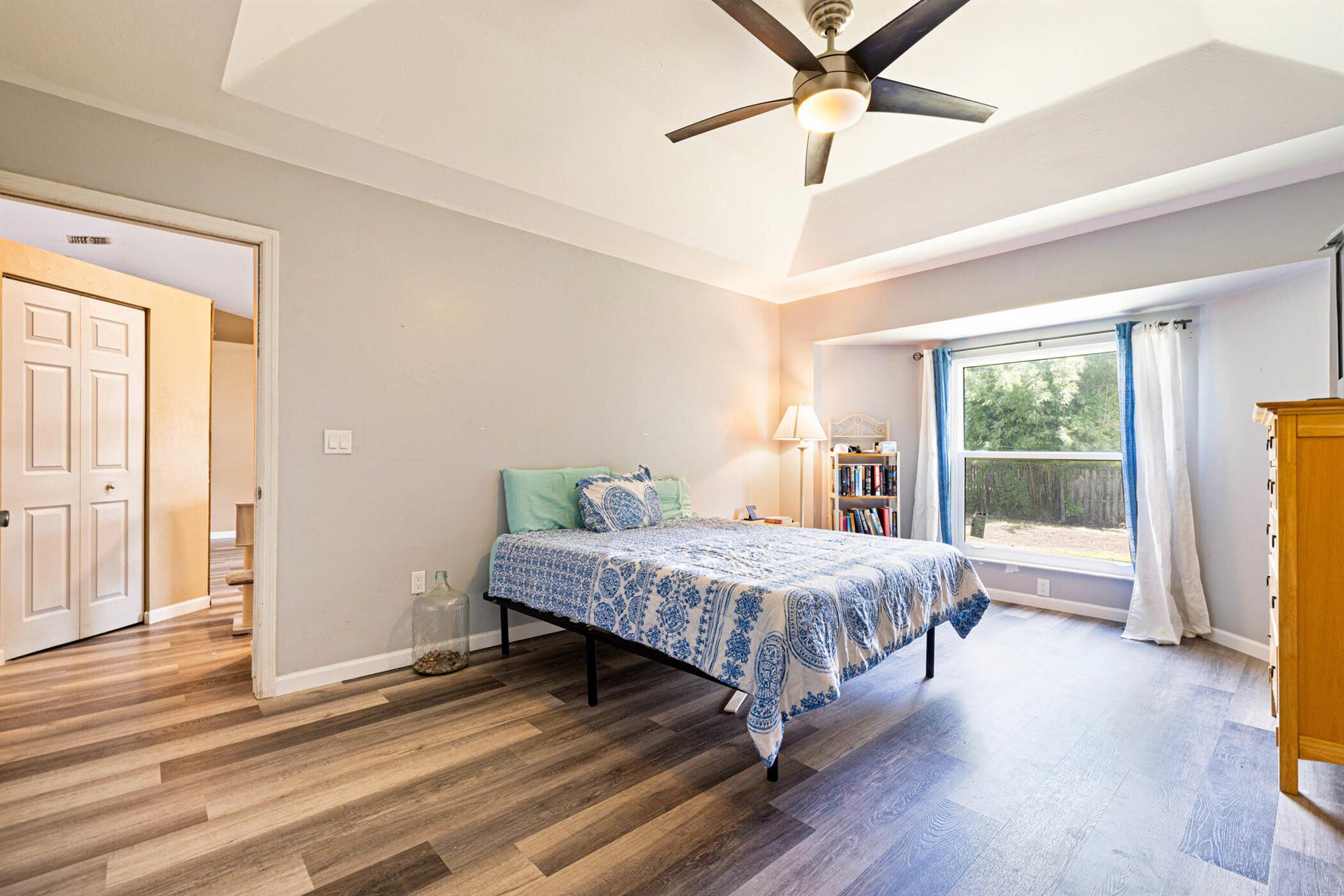 San Carlos Park - Residential